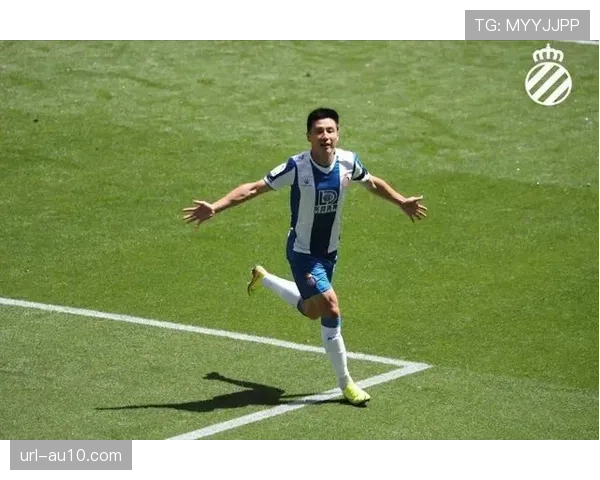 半场观察：本轮早场比赛，前锋平均回防深度明显增加